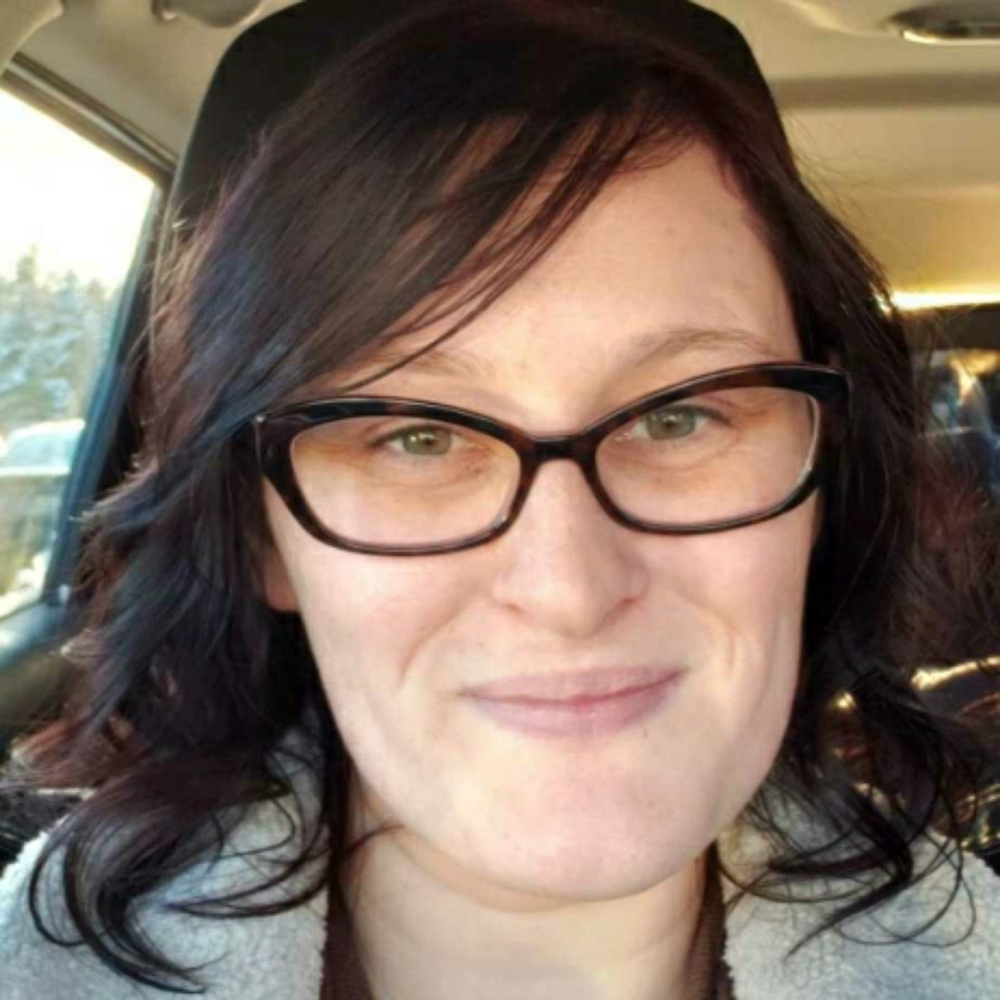 Meet your Posher, Luna